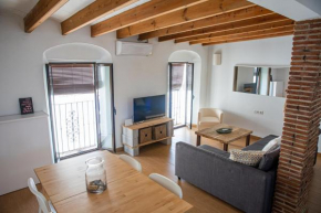 Edificio reformado con 2 pisos en Tarifa centro, Tarifa